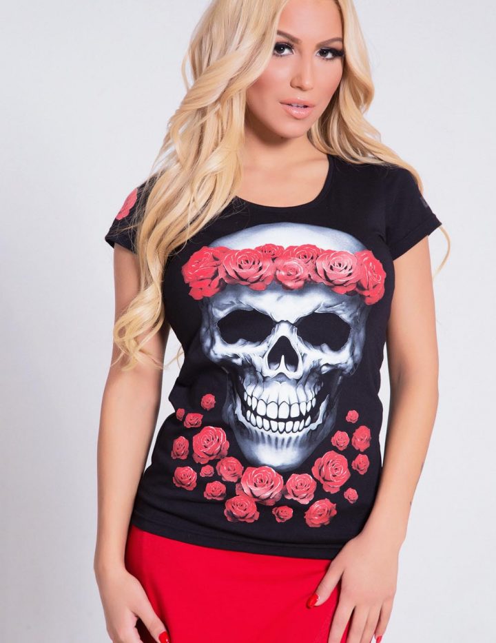 Black skull t-shirt / Black top / Extravagant cotton top / Black blouse / Skull top / Printed t-shirt / Roses / Black and red top